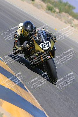 media/Oct-01-2023-SoCal Trackdays (Sun) [[4c570cc352]]/Turn 7 Inside (11am)/